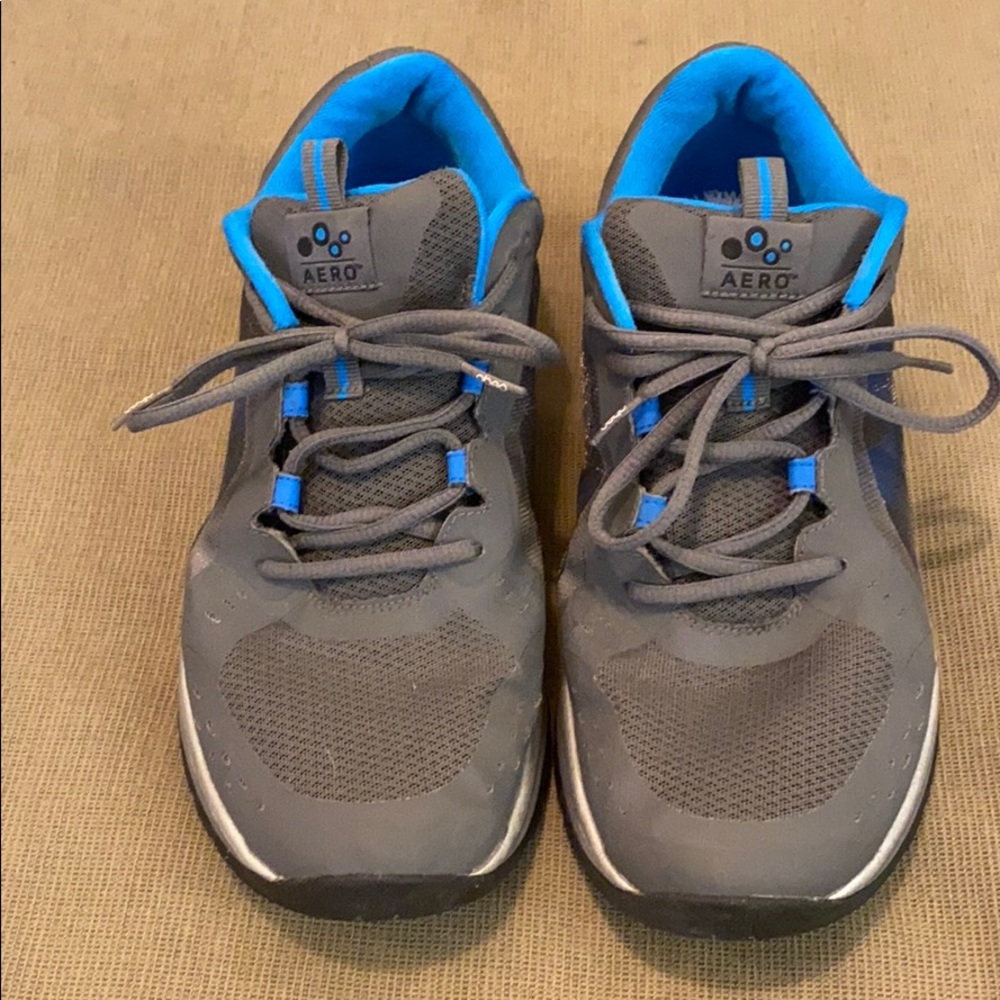 Abeo men’s army’s blue size 10 athletic shoes